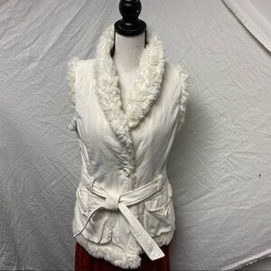 DKNY White/Pearl Heavy Corduroy Faux Sherpa Lined Sleeveless Belted Vest - S